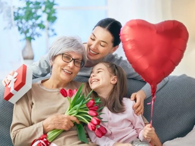 Anneler Günü Hediyesi Anneler Günü Hediyesi