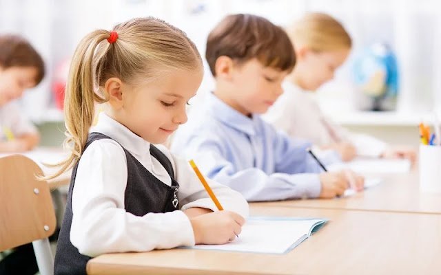 Aile İçi İletişim ve Okul Başarısı