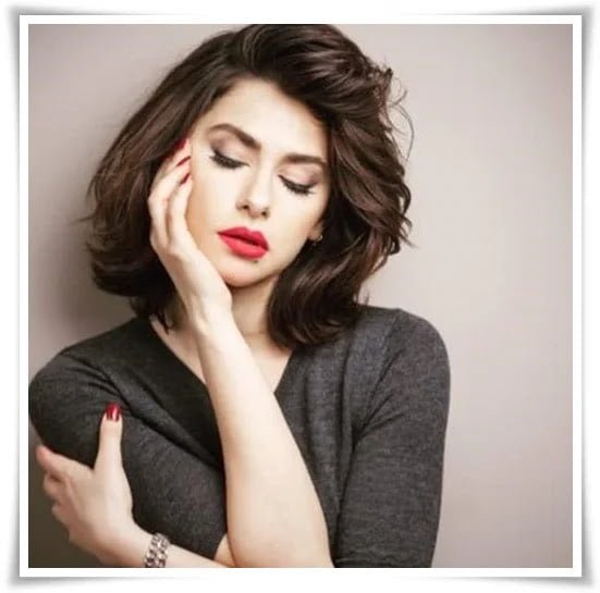 Nesrin Cavadzade Resimleri Nesrin Cavadzade Resimleri