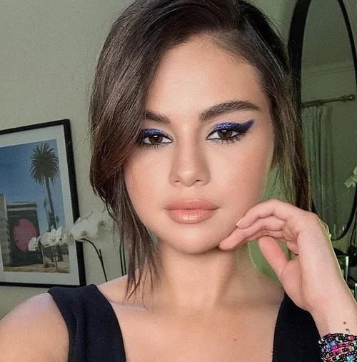 Kalp şeklinde yüz için ideal kaş şekli