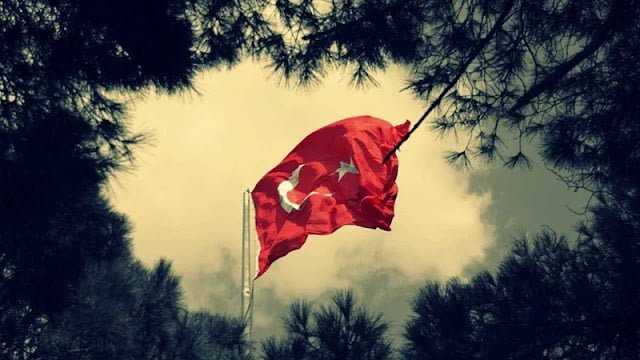 10. Yıl Marşı Sözleri 10. Yıl Marşı Sözleri