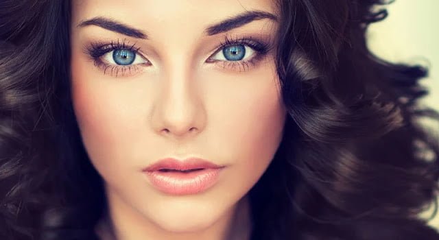 Siyah Saçlı Kadınlar Nasıl Makyaj Yapmalıdır Siyah Saçlı Kadınlar Nasıl Makyaj Yapmalıdır