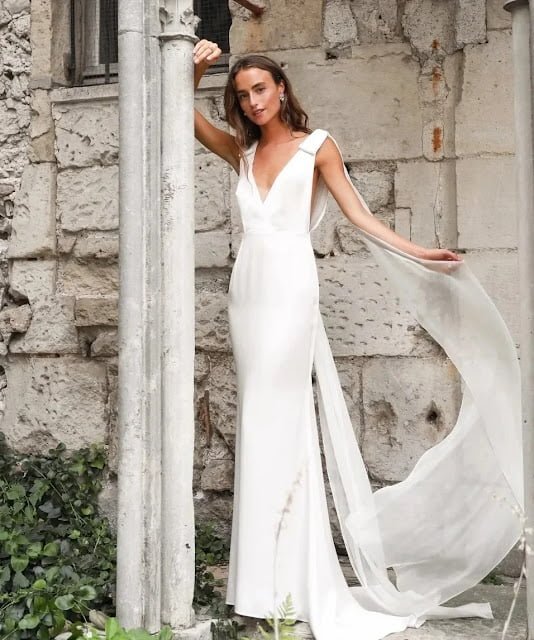 İPEK GELİNLİK MODELİ