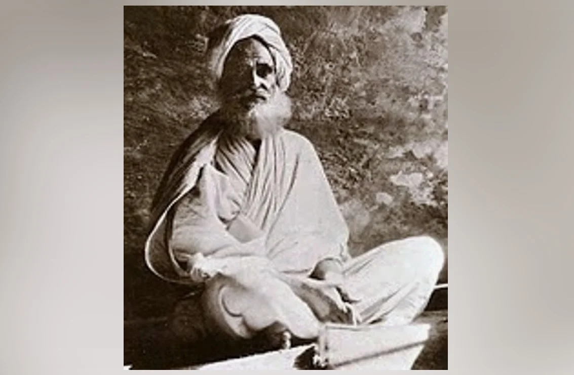 Osman Dinga Kimdir?