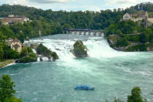 Zürih'ten Ren Şelalesi'ne Ulaşmanın En İyi 3 Yolu