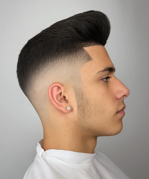 kısa pompadour saç modeli erkek