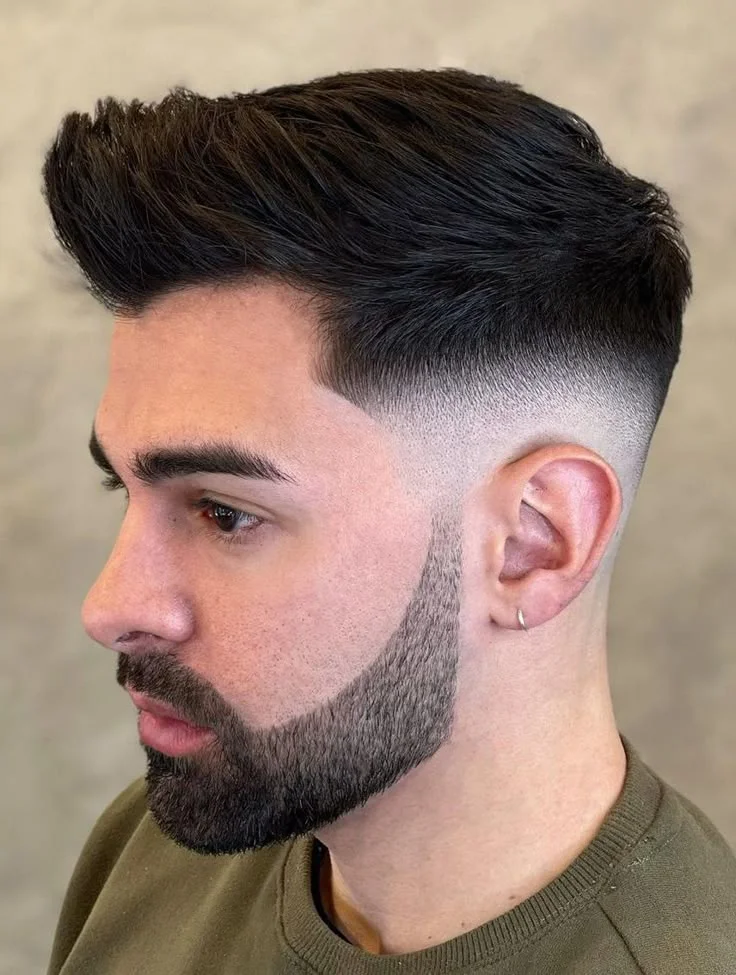 modern quiff fade saç modeli erkek