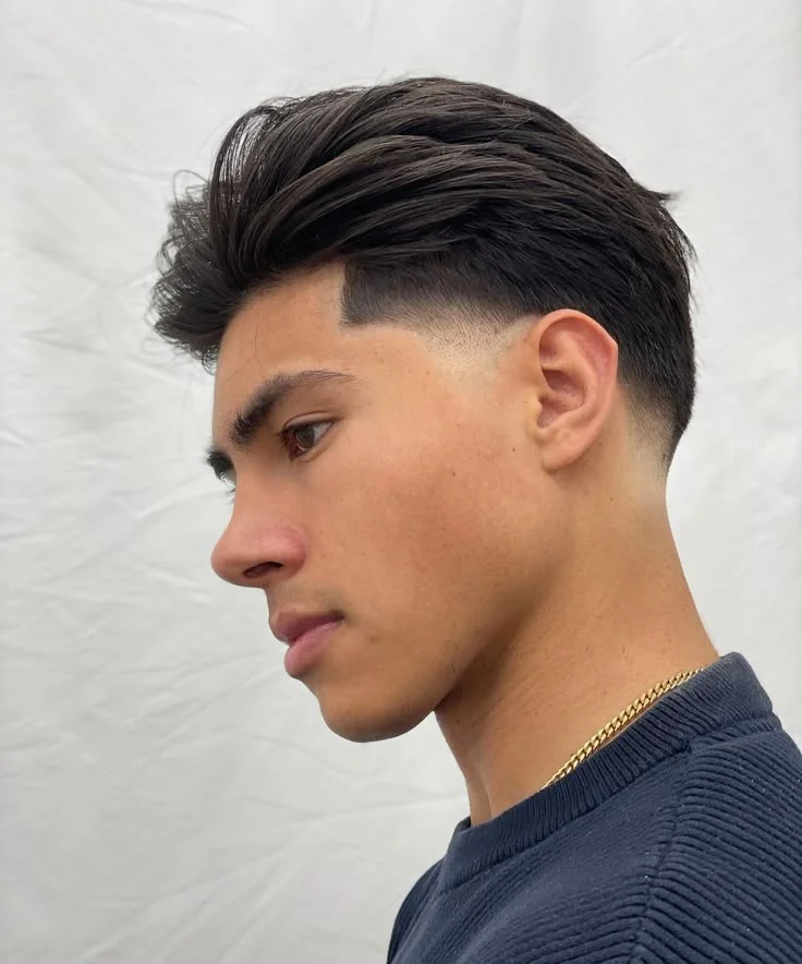 kısa slick back saç modeli erkek