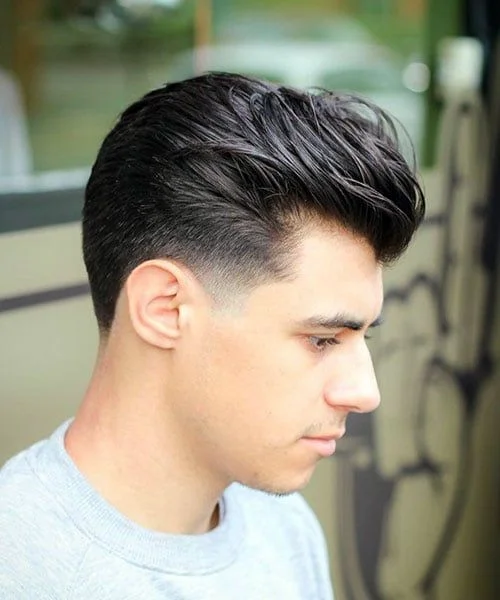 günlük slick back saç modeli erkek